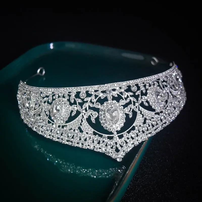 Court Atmospheric Rhinestone Simple Crown Catwalk Headwear