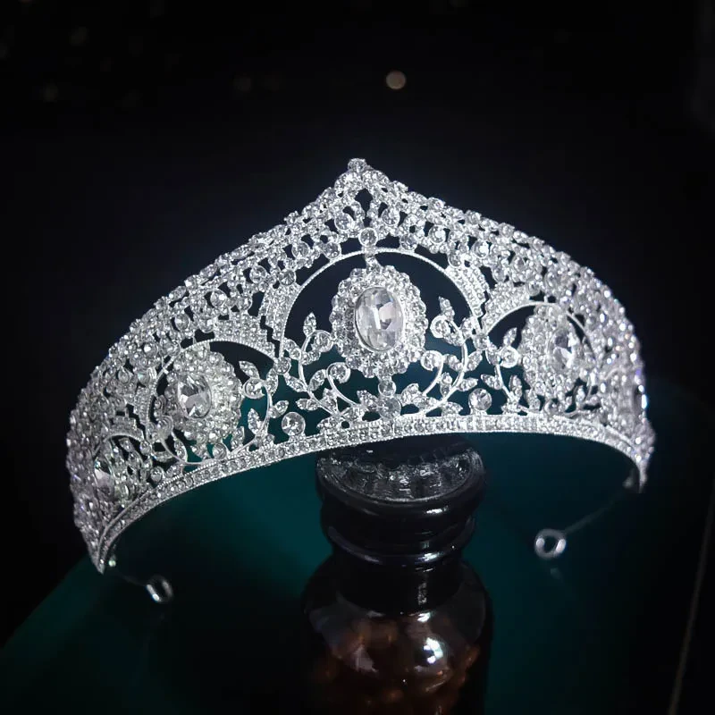 Court Atmospheric Rhinestone Simple Crown Catwalk Headwear