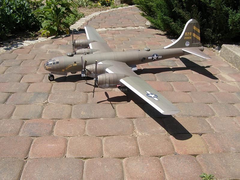 1:47 Boeing B-29 Super Fortress Paper Model Kit
