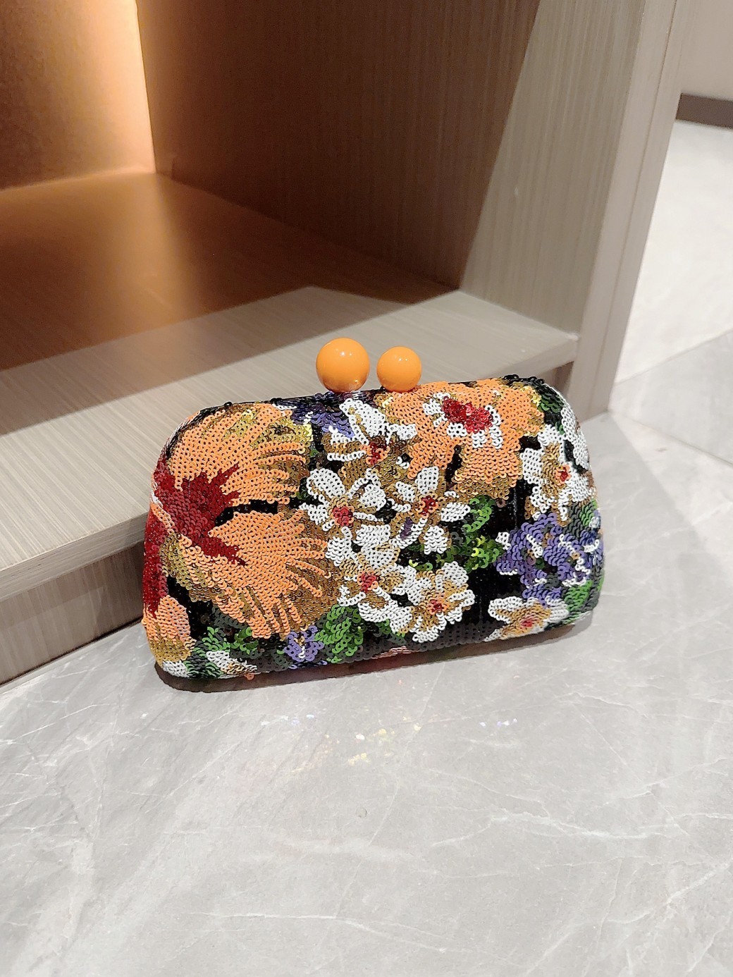 Embroidered Women's Fashion Personality Banquet Bag