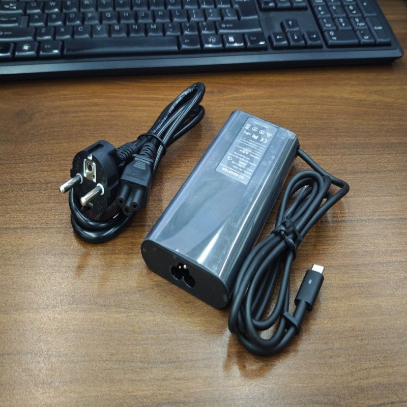 Suitable For Laptop Type-C 65W Power Adapter 20V-325A