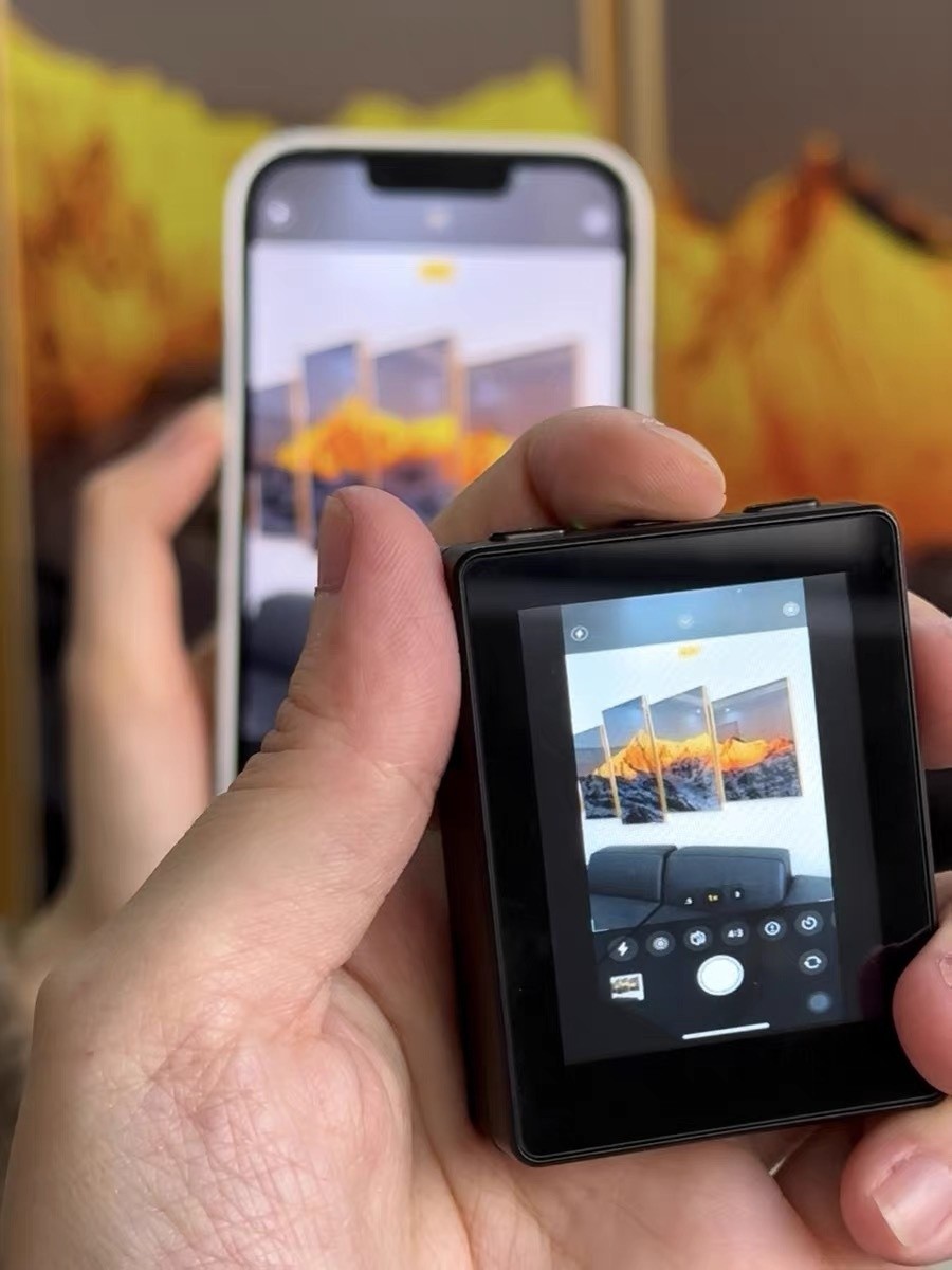 Touch Screen Zoom Mobile Phone Rear Magnetic Suction