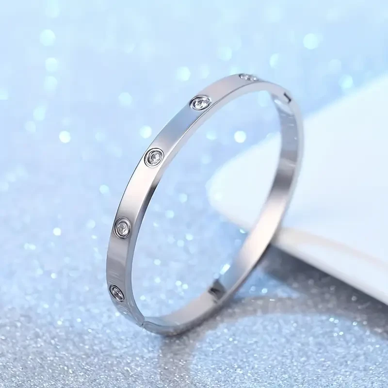 Titanium Steel Rhinestone Bangle  Niche Oval Hand Jewelry for Ladies