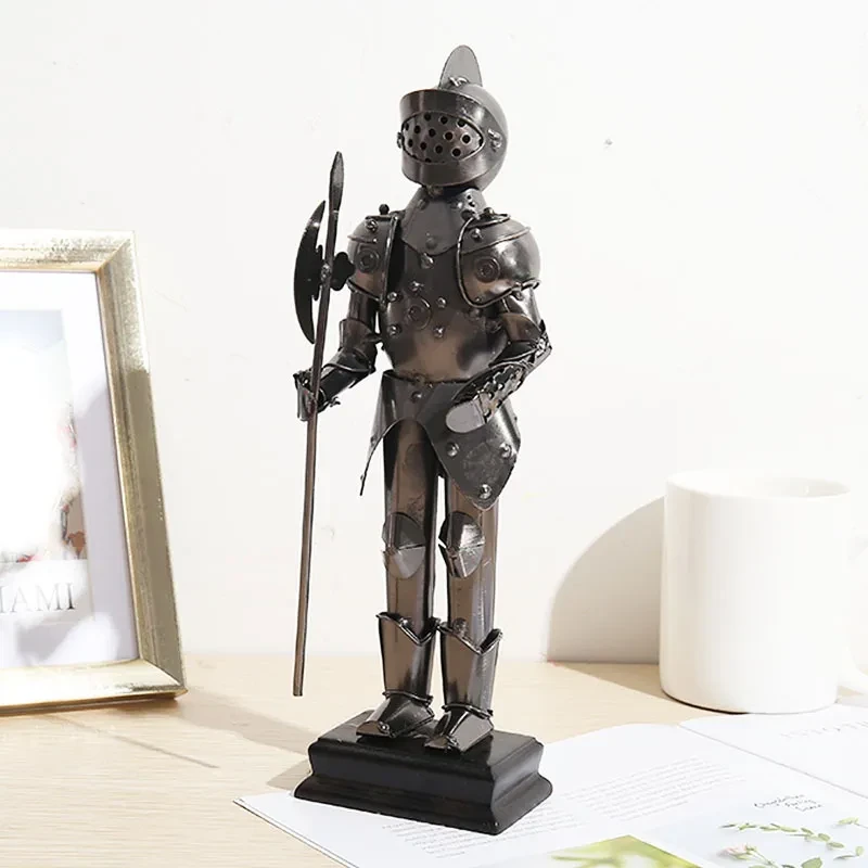 Creative Iron Ornaments, Antique Crafts, Medieval Iron Man Warriors