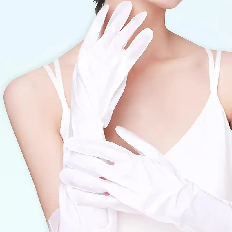Soft and moist long arm hand mask