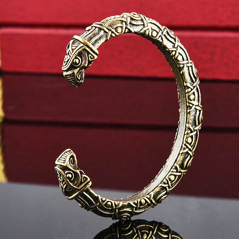 Exquisite Viking Aoding Crow Head Bracelet