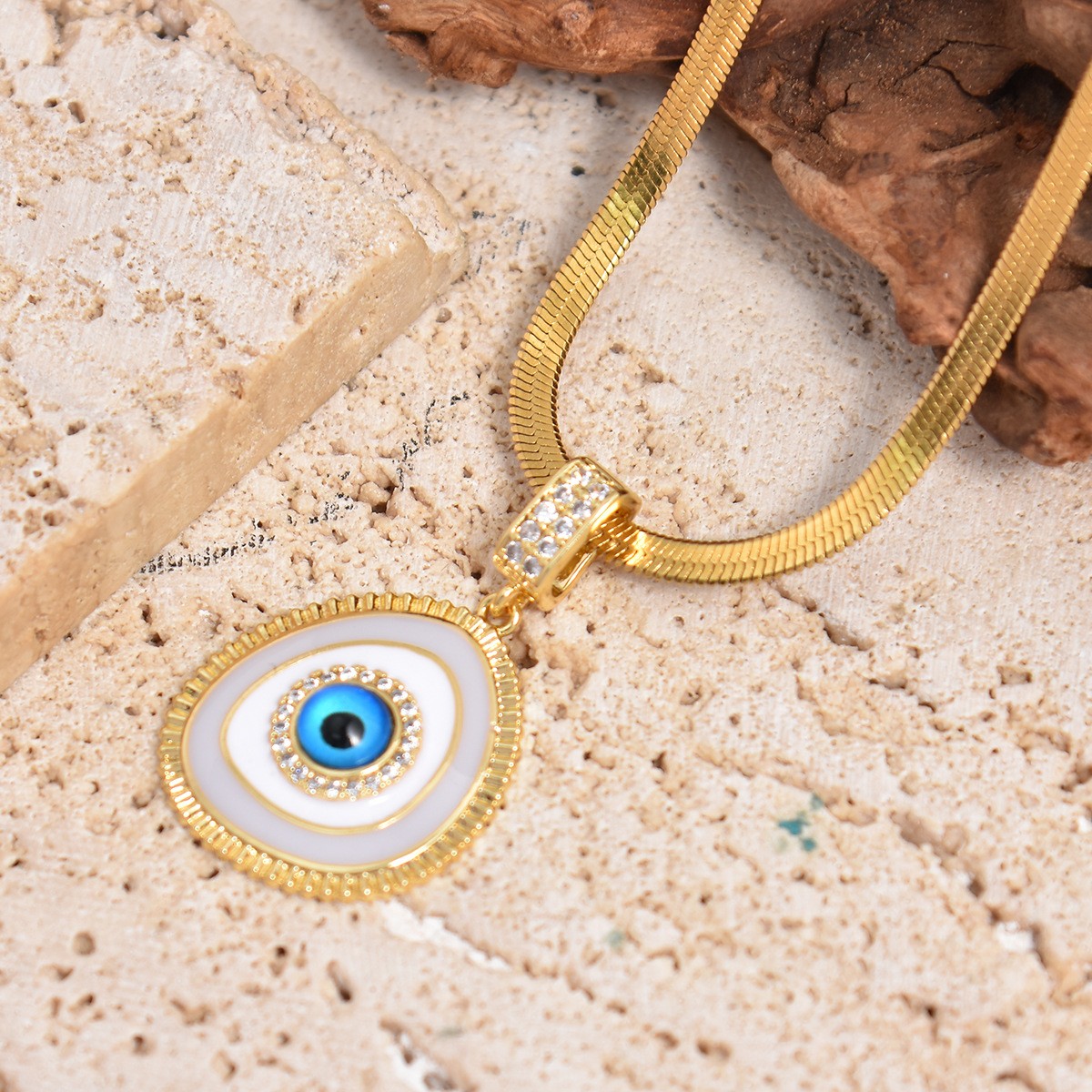 Micro Inlaid Zircon Blue Eye Temperament Entry Lux Niche Design Necklace