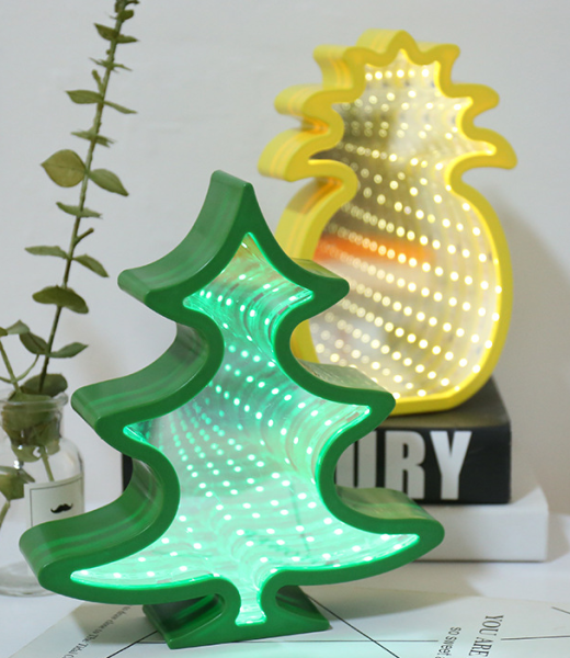 Pineapple lamp