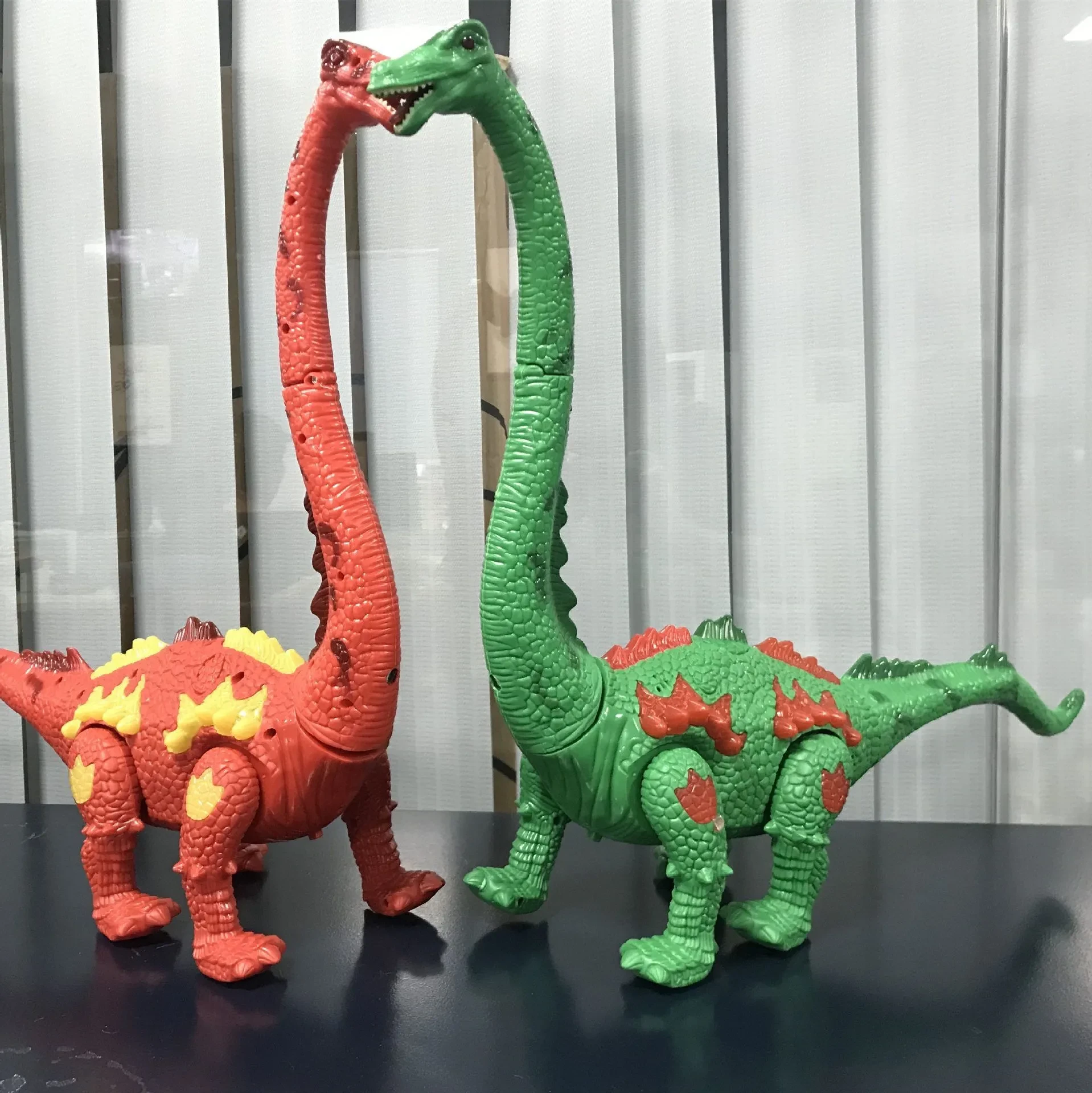 Simulation long-necked dragon electric toy