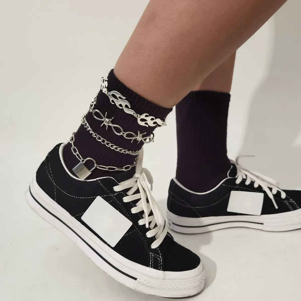 Temperament Simple Lock-shaped Bow Foot Ornaments