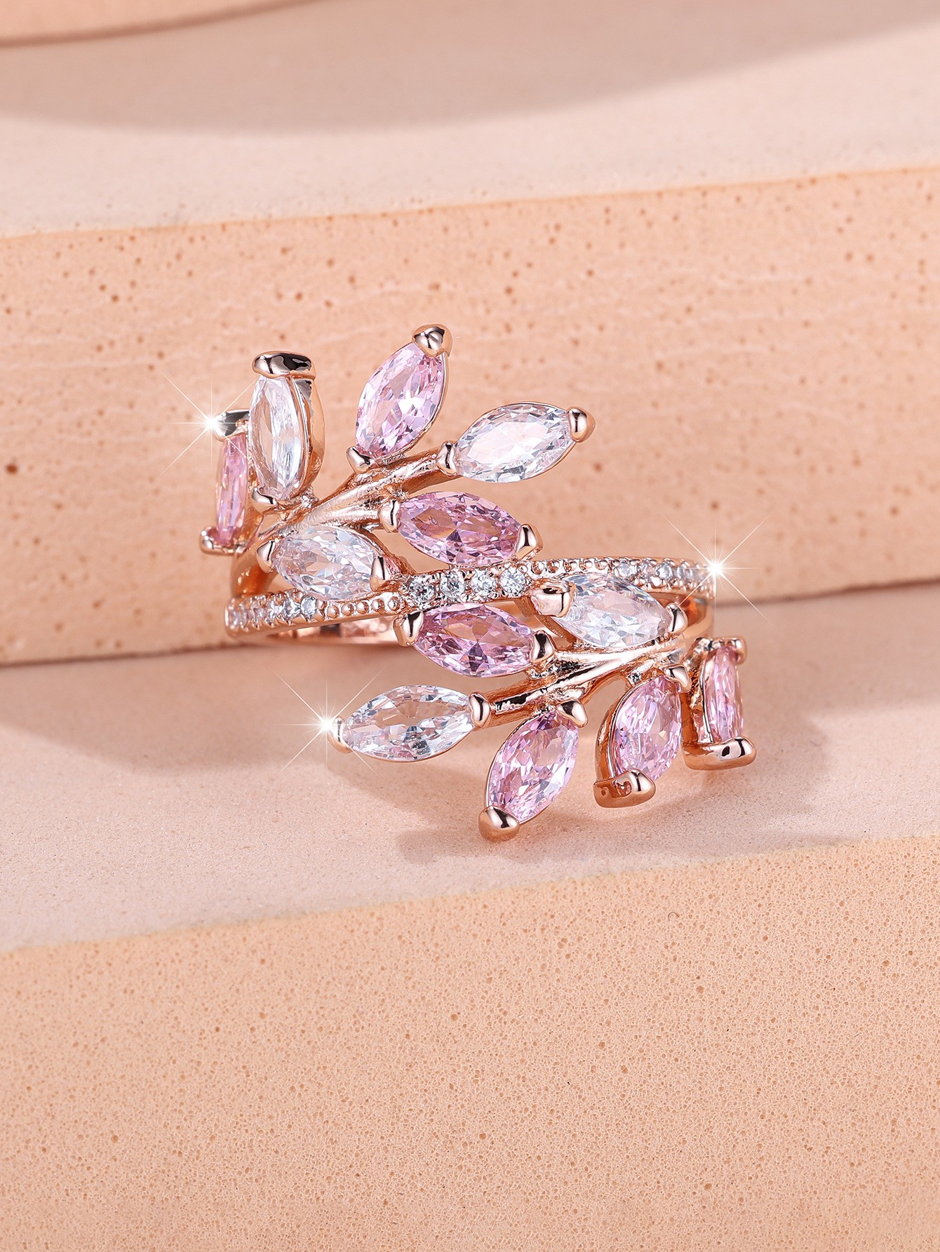 Horse Eye Zircon Leaf Ring Fashion All-match
