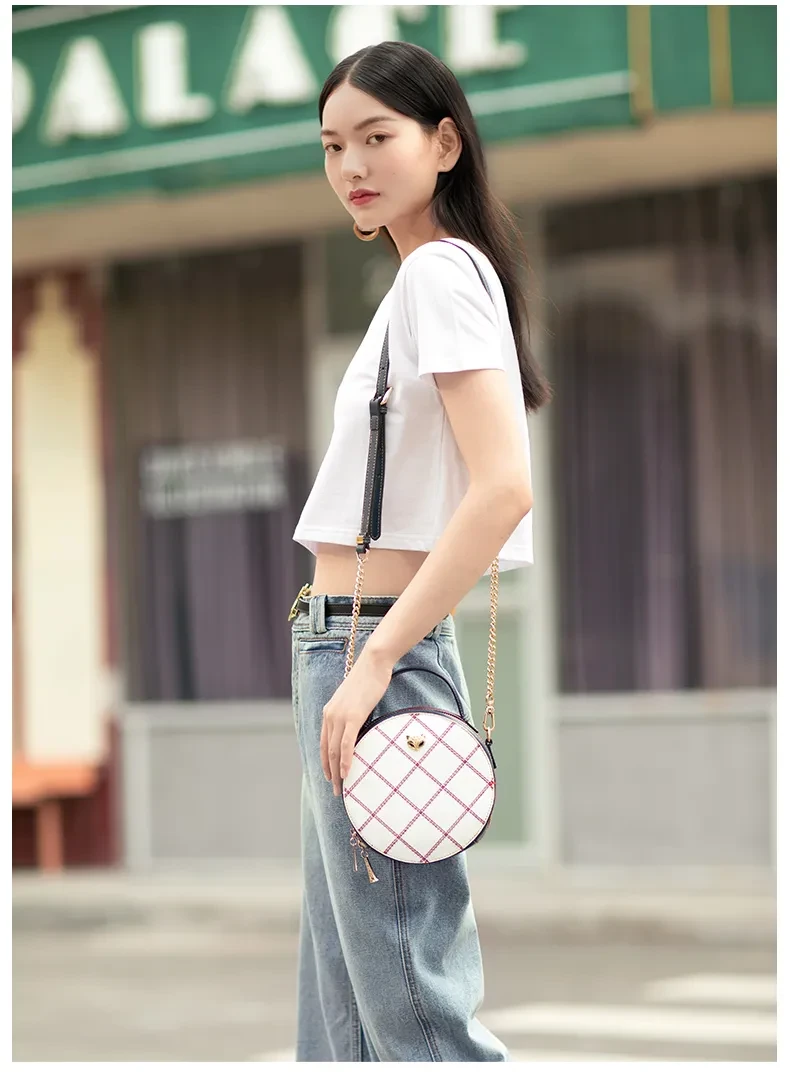 Chain Shoulder Crossbody Pouch