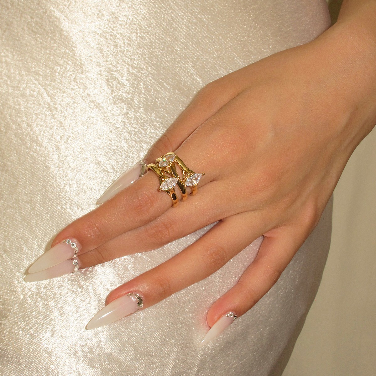 Simple Fashion Copper Open Zircon Ring