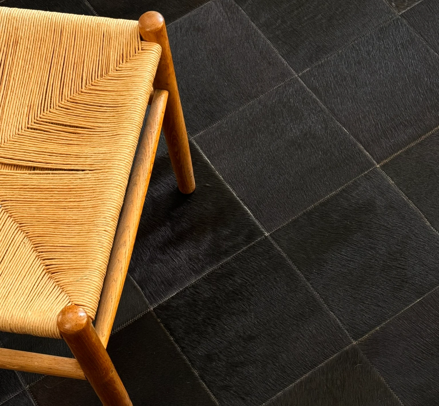 COWHIDE PATCHWORK RUG 2.0X3.0 (25CM)