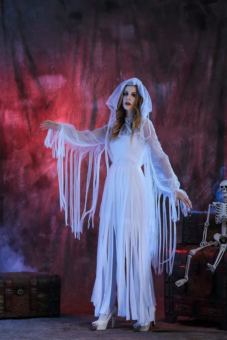 A Dead Bride Costume