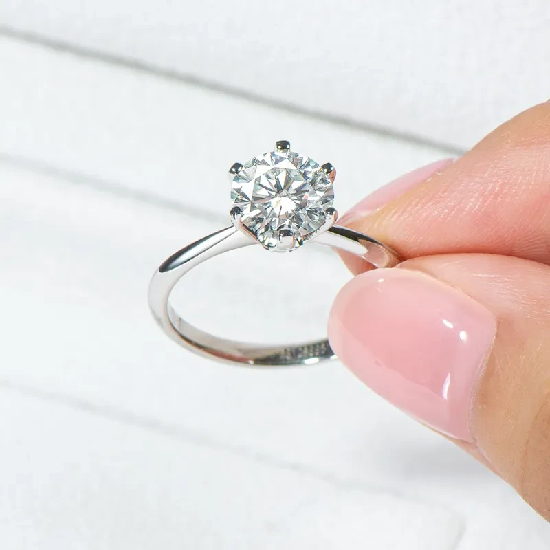 2 Carat Moissanite Ring