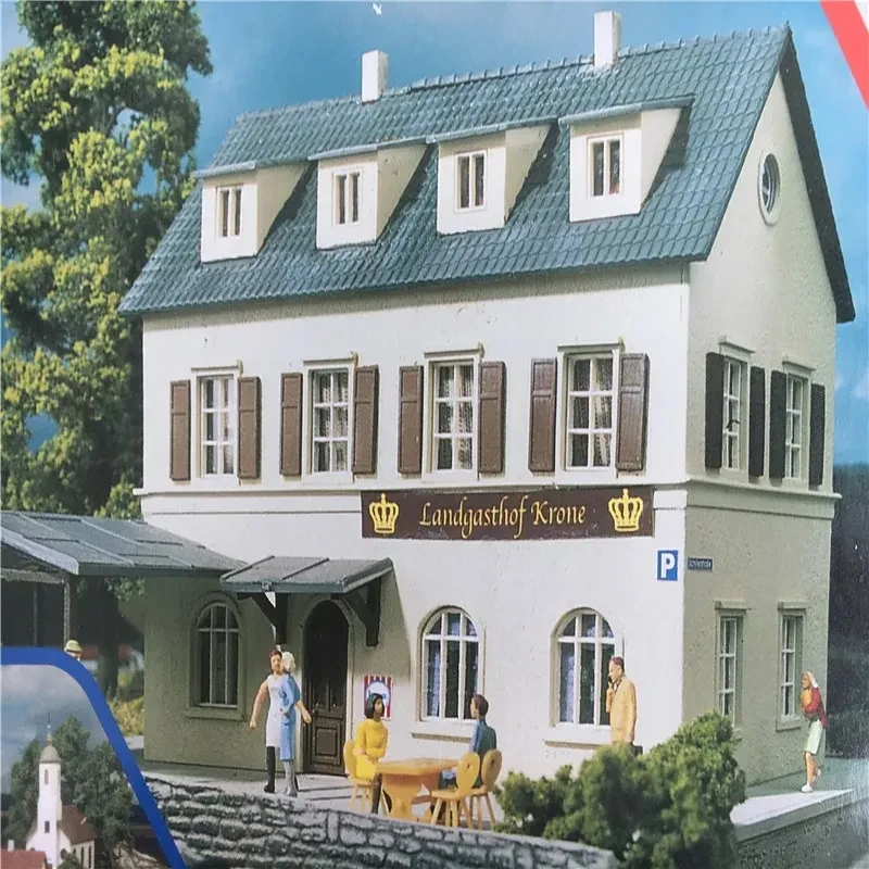 Victorian Dollhouse Kit