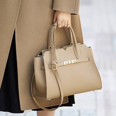 ZOOLER Luxury Genuine Leather Womens Handbag Elegant Large-Capacity Shoulder & Messenger Bag