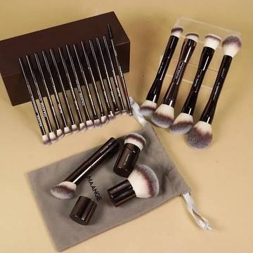 MAANGE 21pcs Professional Makeup Brush Set Complete Face & Eye Brush Kit with Flannel Bag Foundation Contour Powder Blush Eyeshadow Eyebrow Brushes Portable Travel Set Mothers Day Gift