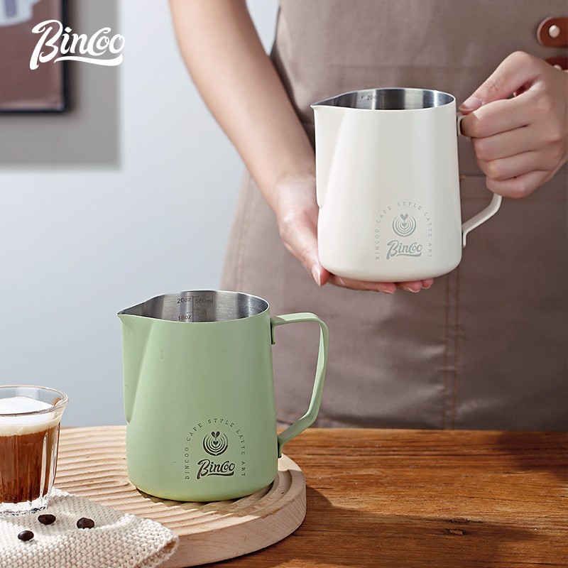 Bincoo Stainless Steel Milk Frothing Pitcher  600ml Professional Pouring Jug