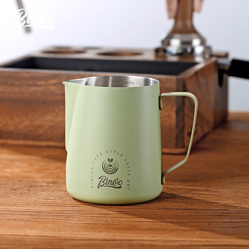 Bincoo Stainless Steel Milk Frothing Pitcher  600ml Professional Pouring Jug