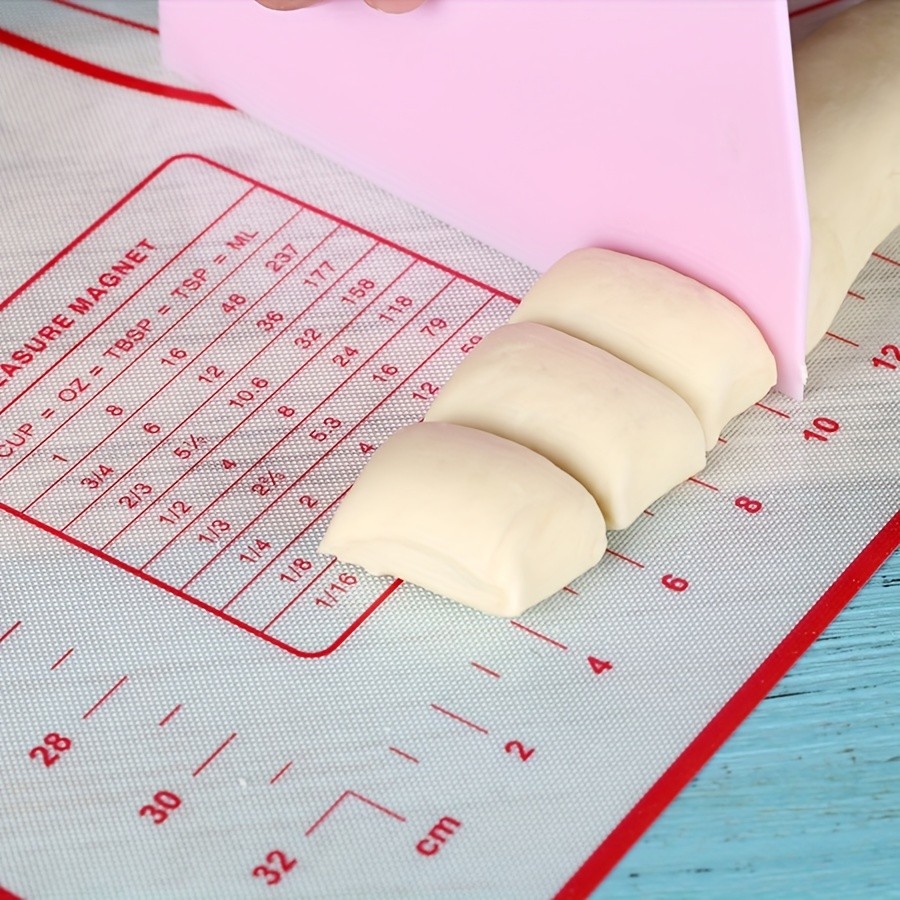 WIEZ Plastic Dough Scraper & Pastry Chopper Essential Cutter for Smooth, Easy Dough Handling