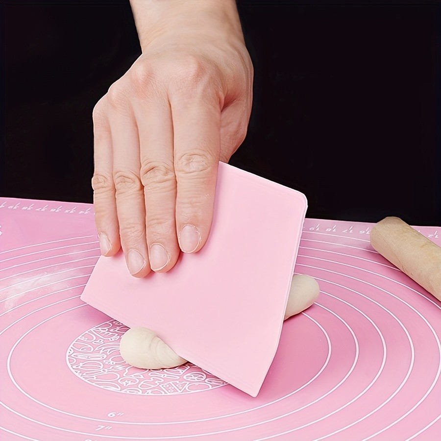 WIEZ Plastic Dough Scraper & Pastry Chopper Essential Cutter for Smooth, Easy Dough Handling