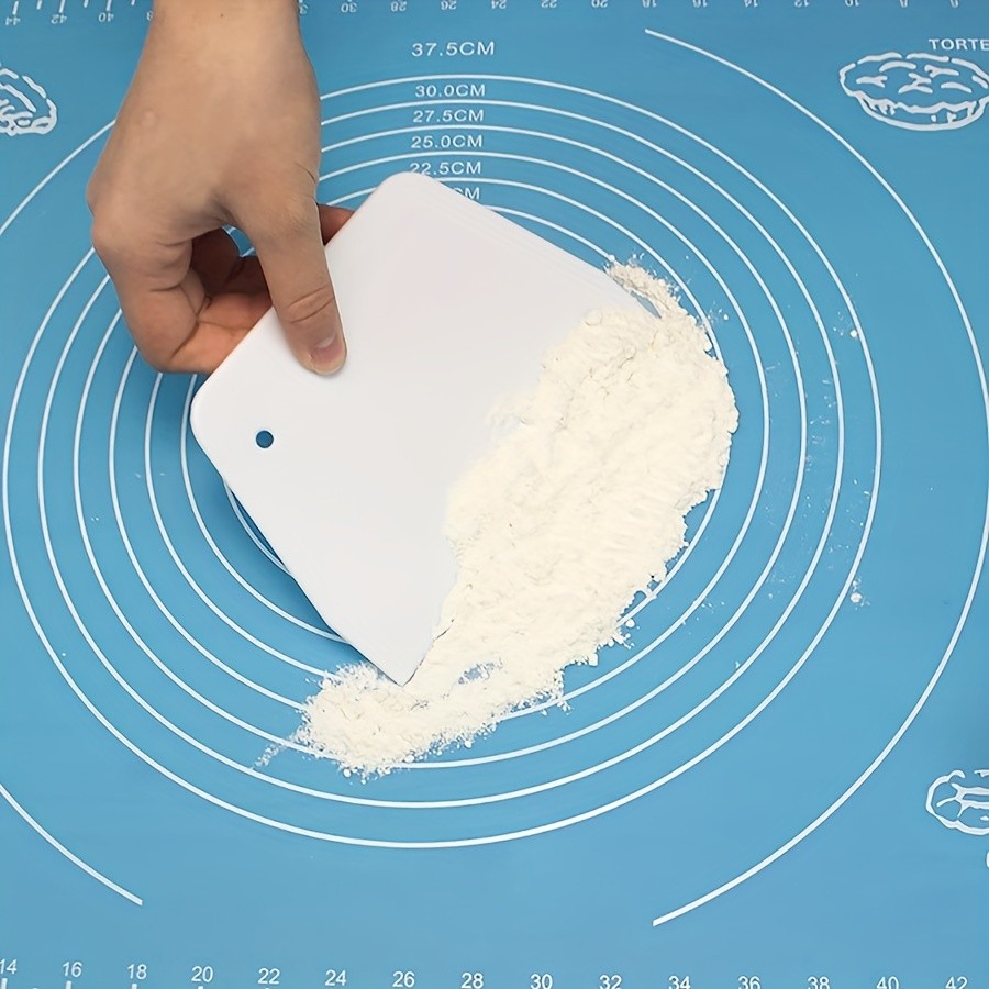 WIEZ Plastic Dough Scraper & Pastry Chopper Essential Cutter for Smooth, Easy Dough Handling