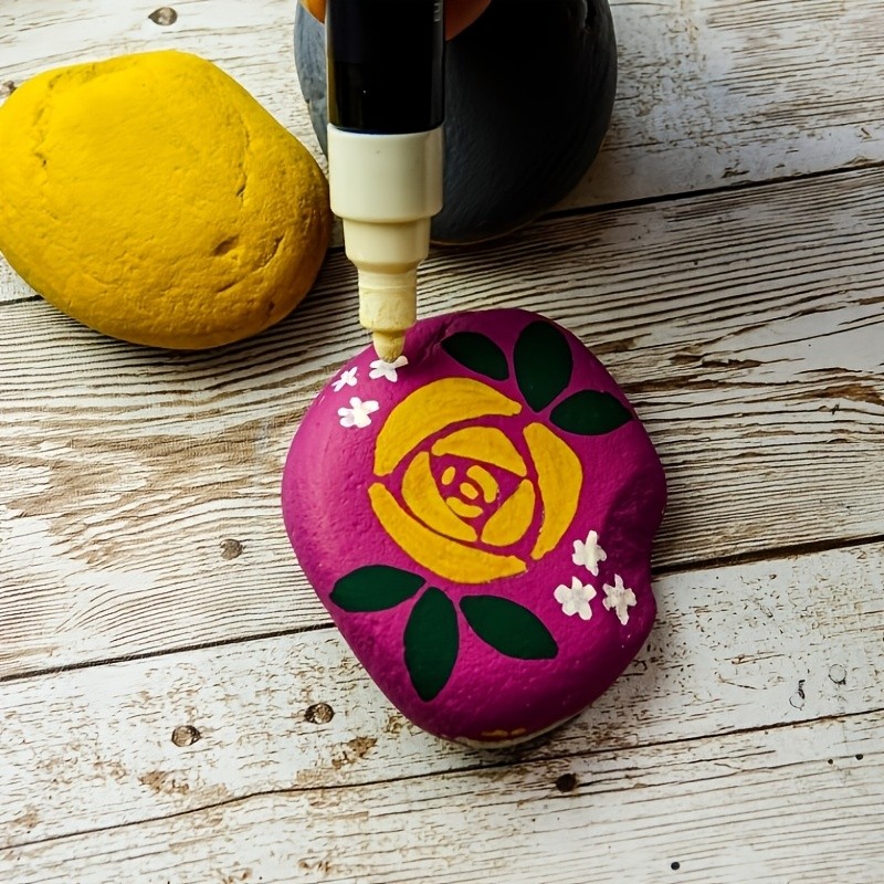 Versatile Art Markers for Every Creative Project