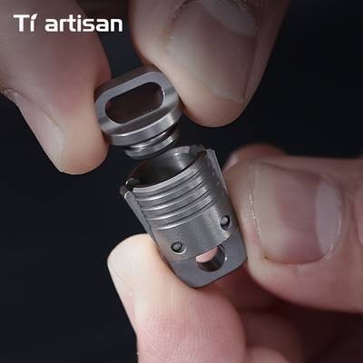 Tiartisan Titanium Alloy Magnetic Quick-Release Keychain Ultra-Lightweight, Rotating Mini Key Holder for Travel and Camping