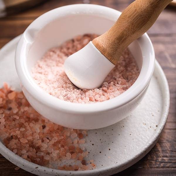 Porcelain Mortar and Pestle Set A Classic and Durable Kitchen Tool for Grinding Spices, Herbs, and More