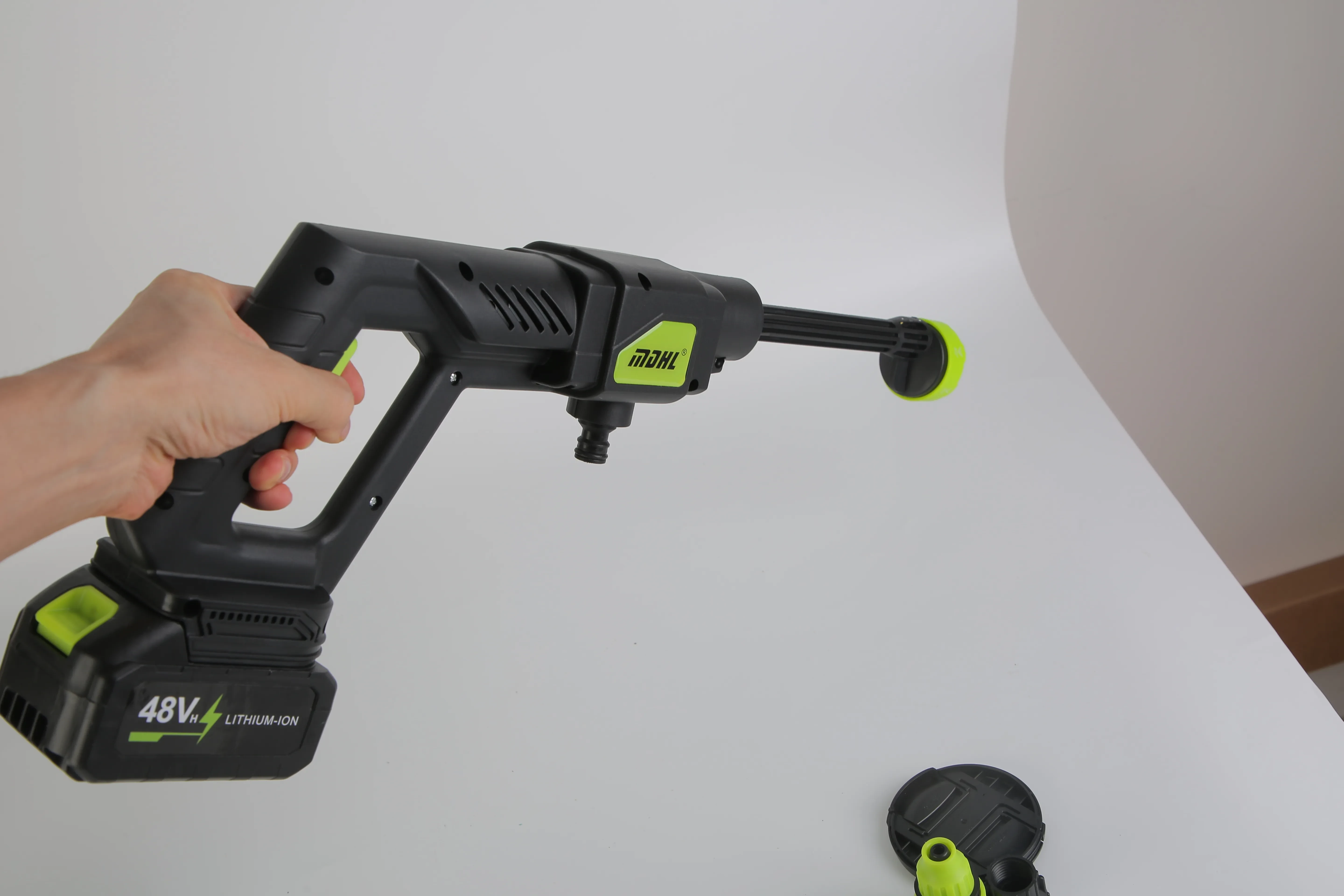 1Set Cordless Pressure Washer Portable Electric Power Washer High Pressure Water Sprayer 435PSI Car Washer Cleaner With 6 In 1 Nozzle Foam Bottle Filter 15000mAh 21V Battery And Charger