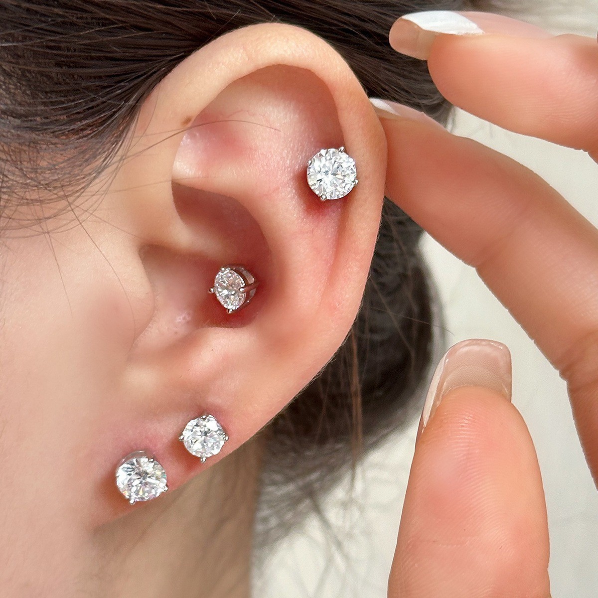 Ethic Diam 1 Pair Moissanite Earrings