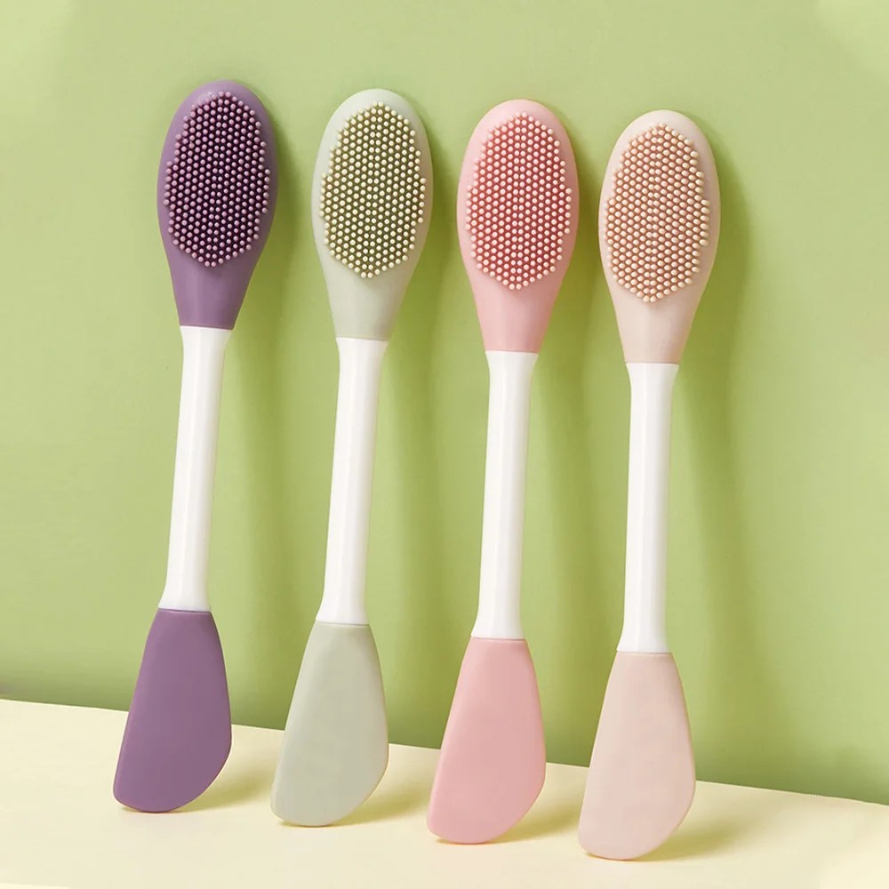 Double-Ended Facial Mask Brush
