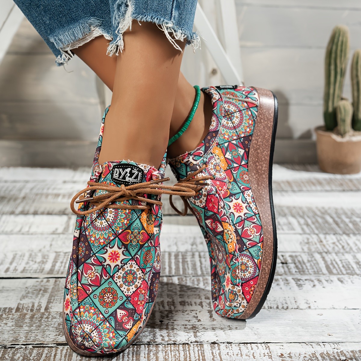 BYZI Casual Sneakers