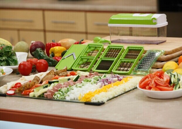 5-in-1 Vegetable and Fruit Cutter - Multi-Function Slicer and Dicer