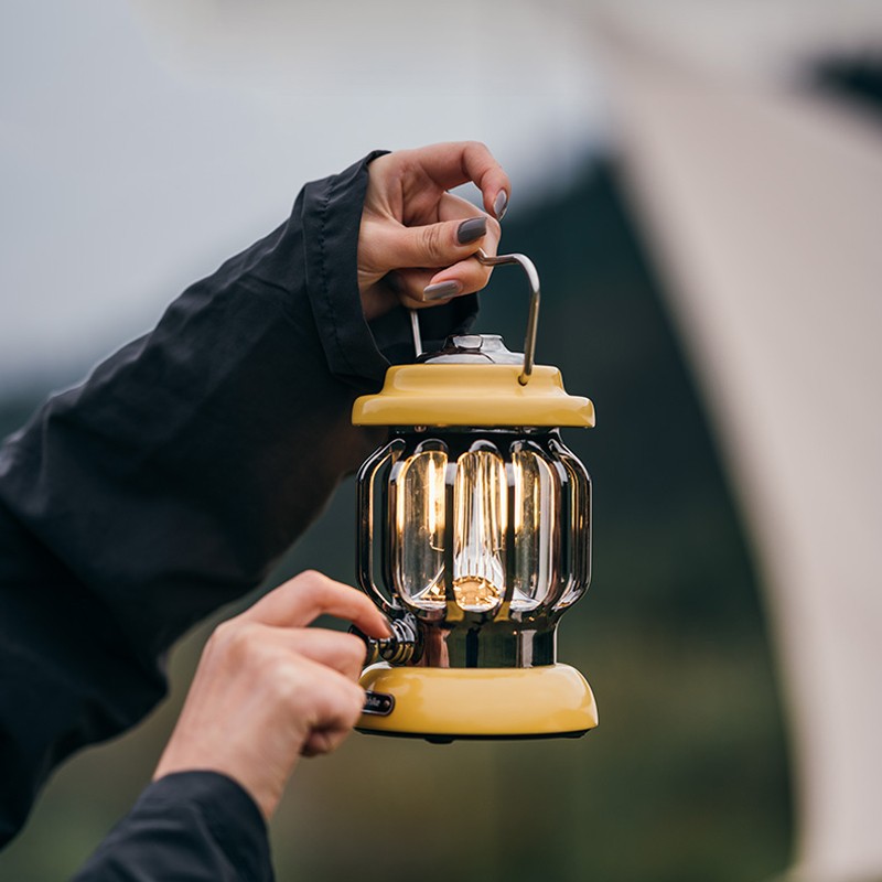 Rechargeable Waterproof Retro Camping Lamp