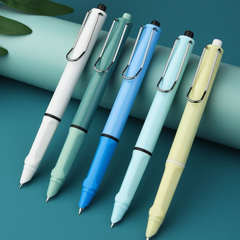 Retractable Fountain Pen