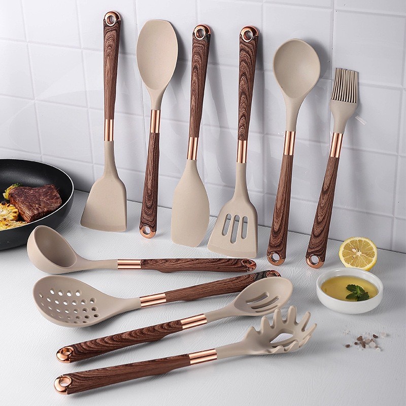 11 Set Kitchenware