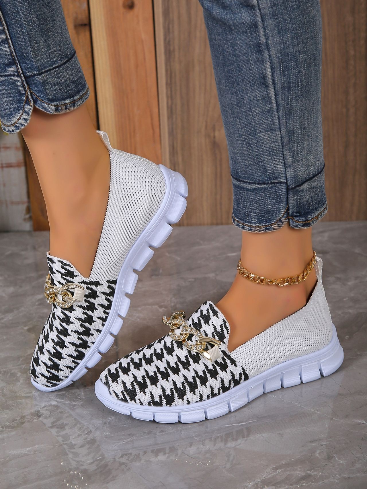 Breezy Houndstooth Mesh Loafers