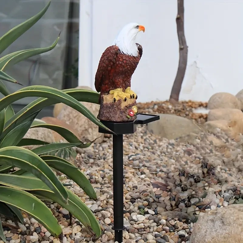 Solar-Powered Resin Eagle Garden Light - Outdoor Decorative LED Stake Lamp