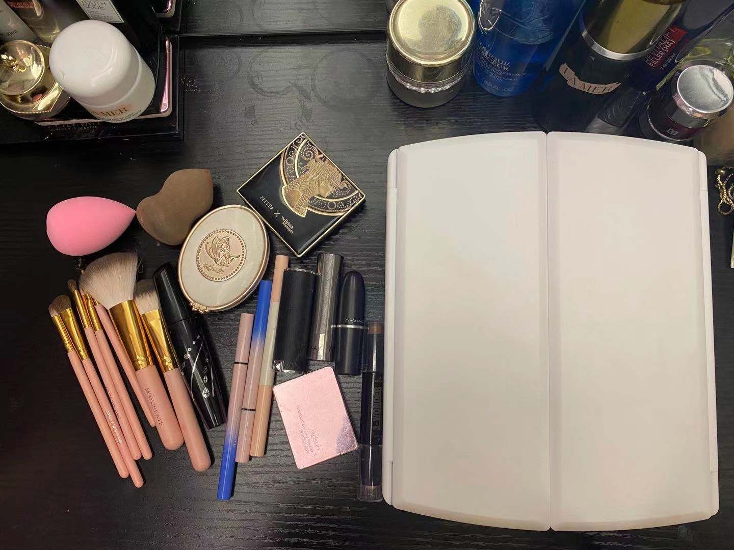 New Storage Tri-fold Desktop LED Makeup Mirror Touch