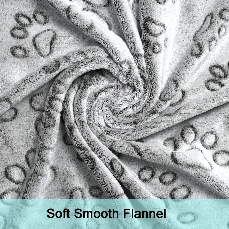 Comfy Puppy Blanket with Cute Paw Prints -