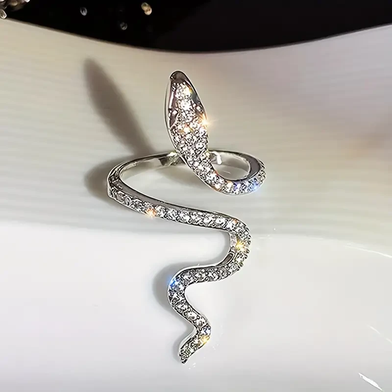 1pc Glamorous Snake Design Wrap Ring