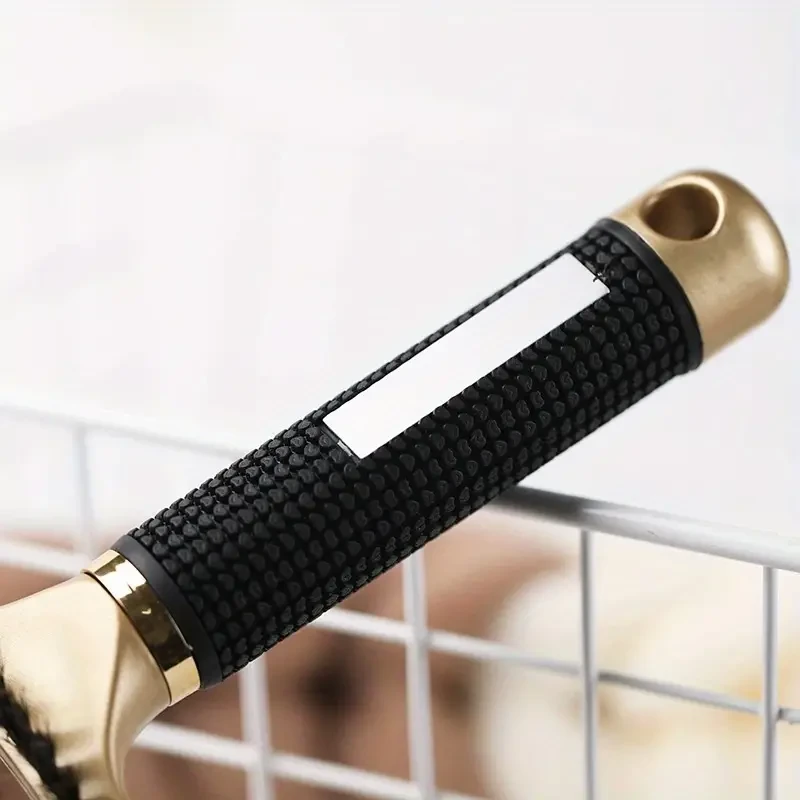 Luxurious Curved Detangling Hair Brush