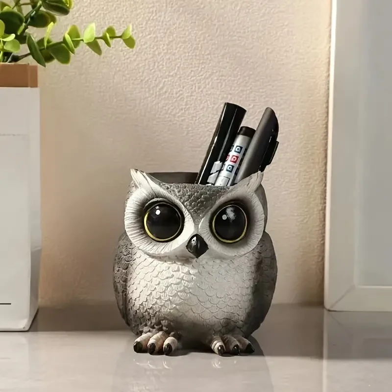 Charming Owl-Shaped Resin Pen Holder
