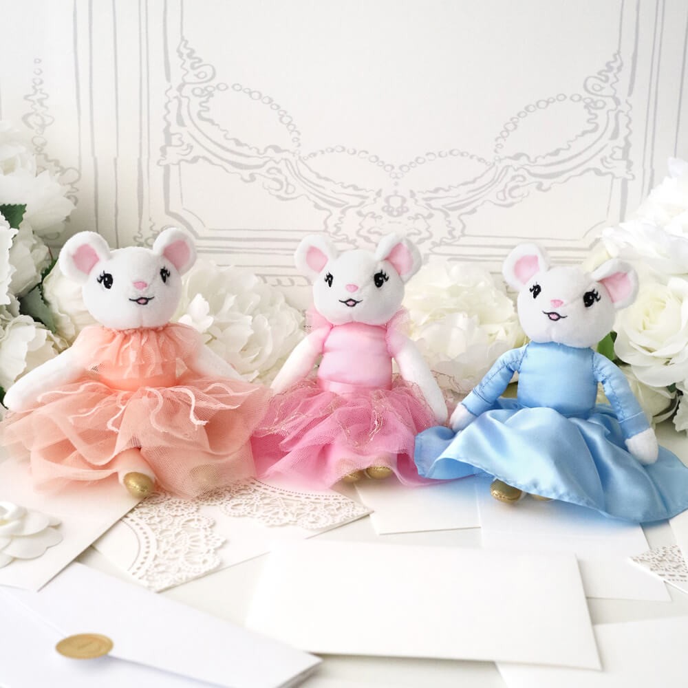 Claris Plush Parfait Pink - Mini