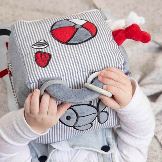Miffy Fun At Sea Activity Cube