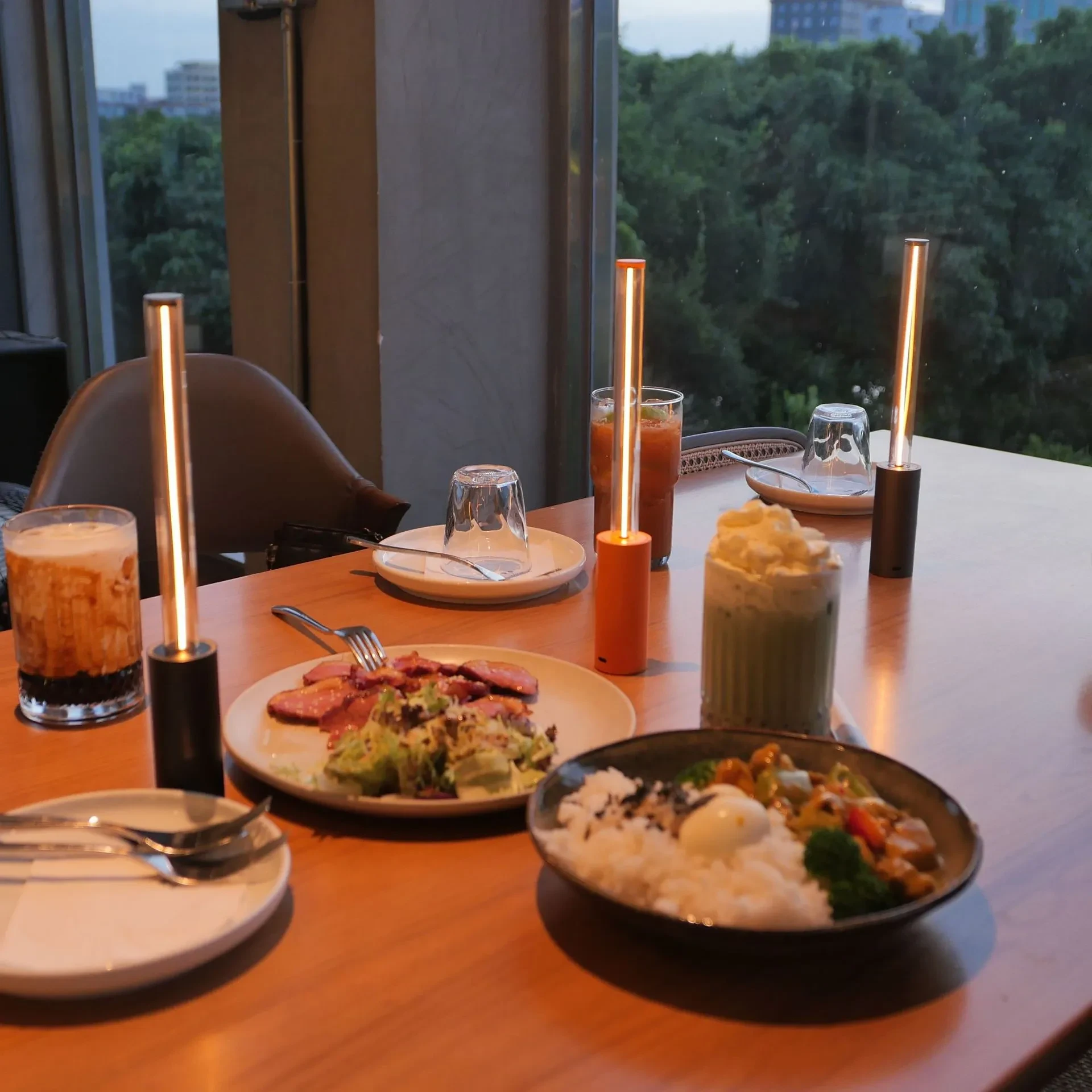 Simple Breathing Ambience Light Rechargeable Bedroom Small Night Lamp Creative Atmosphere Light Home Decoration