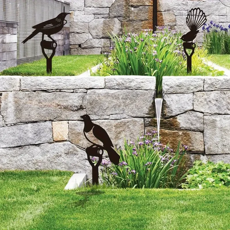 Charming 3pcs Bird Family Metal Garden Stakes  Outdoor Patio & Lawn Decor